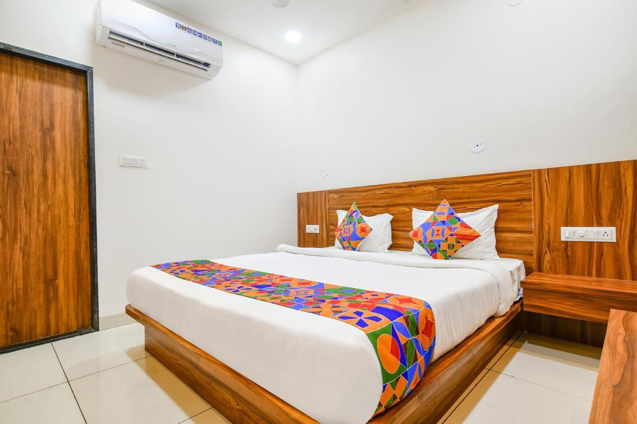 Hotel O Blue Sky Indore Ngoại thất bức ảnh