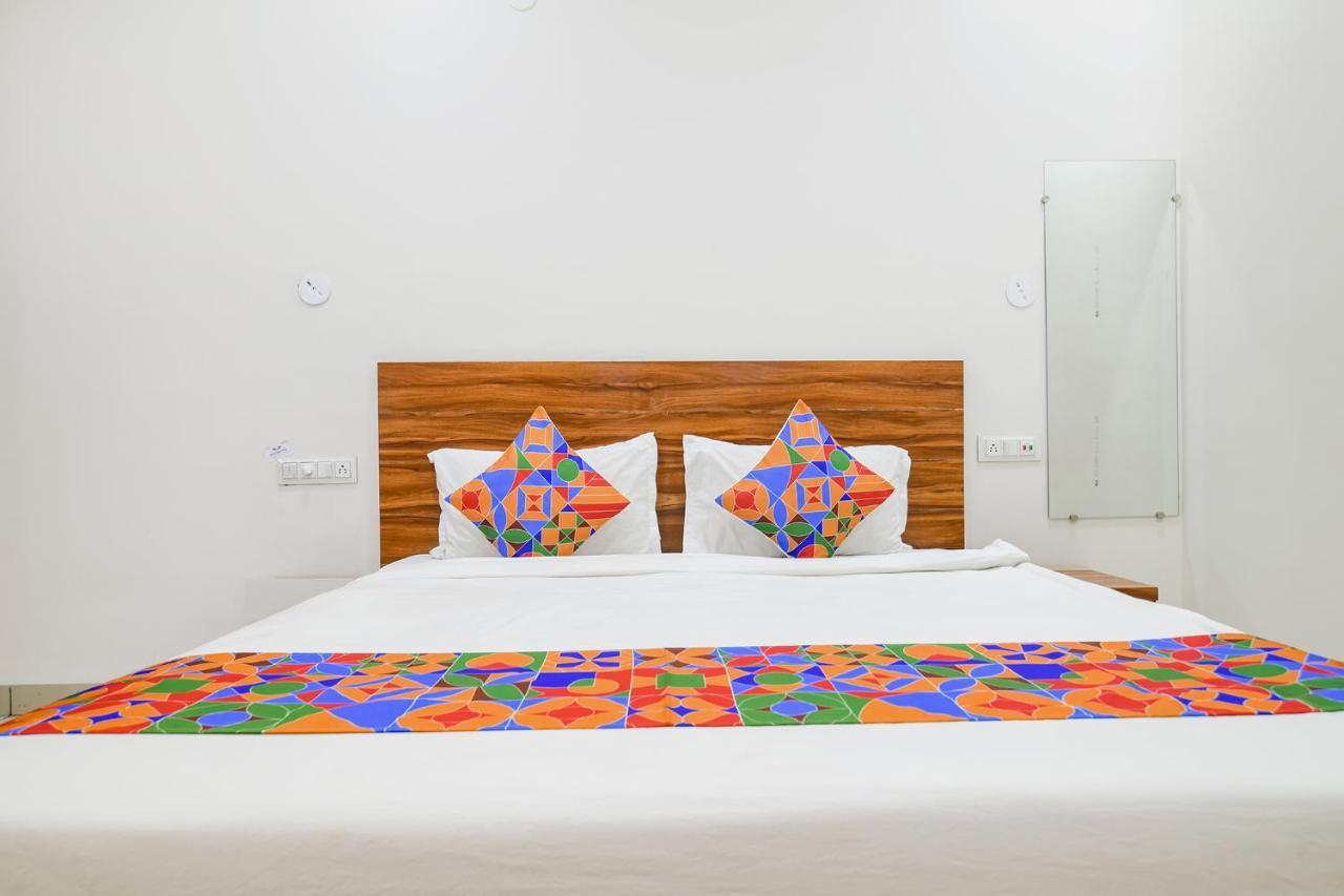 Hotel O Blue Sky Indore Ngoại thất bức ảnh