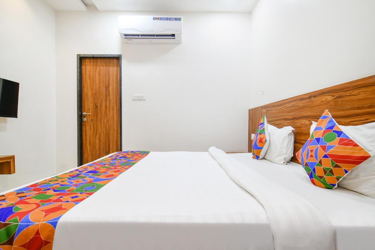 Hotel O Blue Sky Indore Ngoại thất bức ảnh