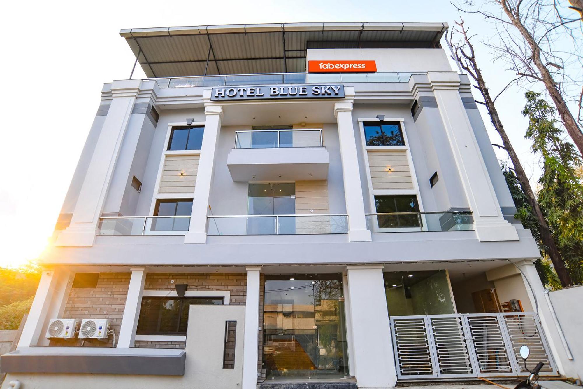 Hotel O Blue Sky Indore Ngoại thất bức ảnh