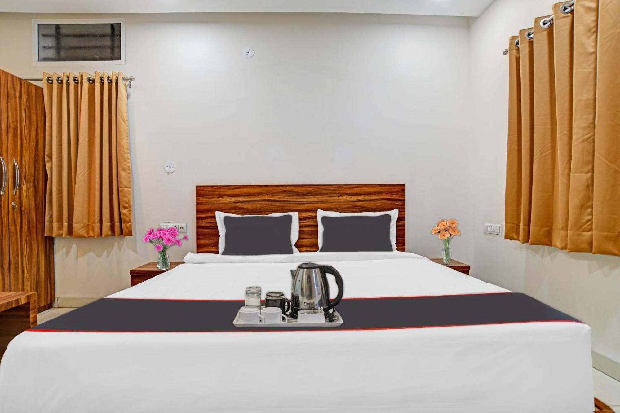 Hotel O Blue Sky Indore Ngoại thất bức ảnh